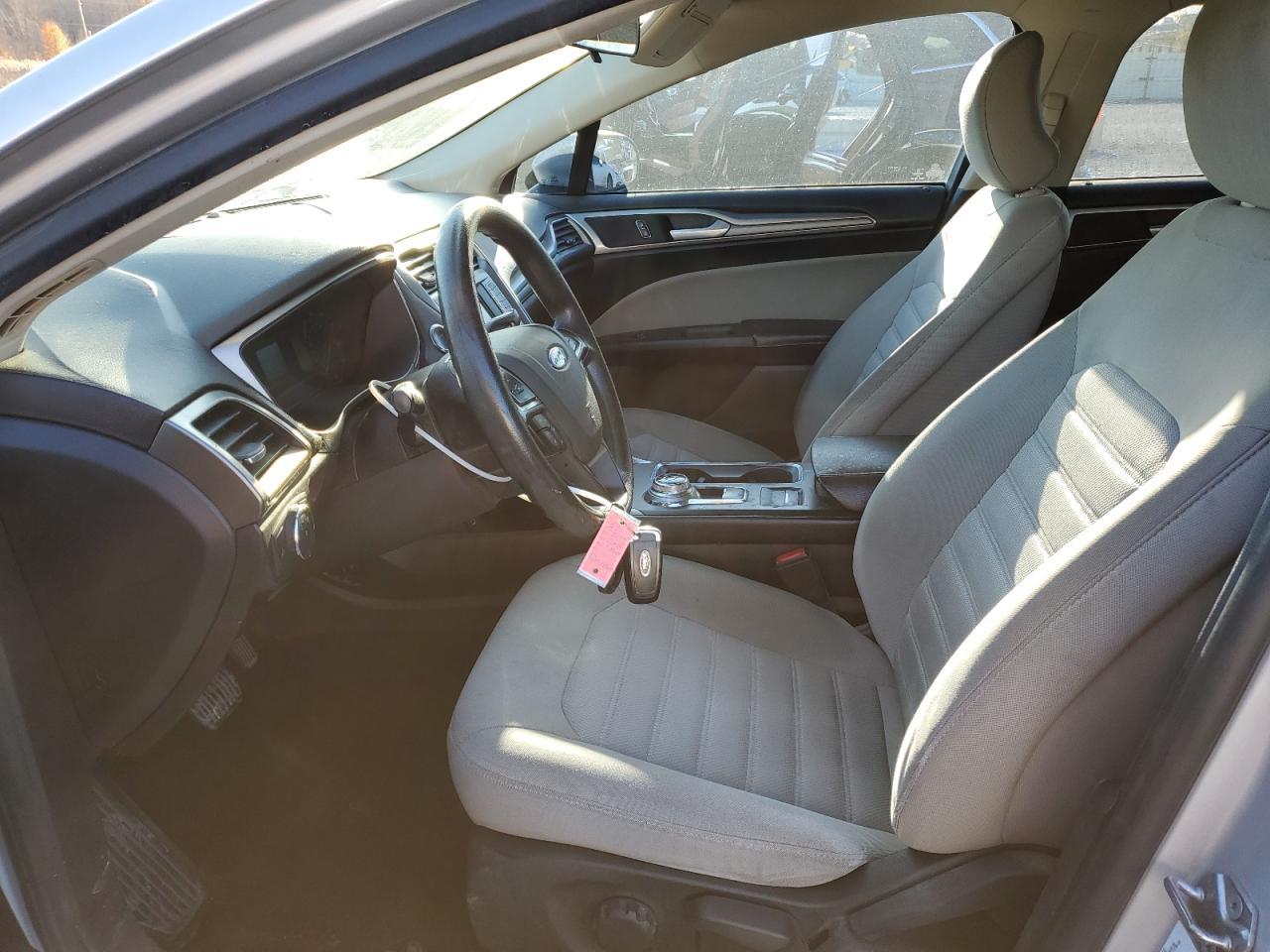 2017 Ford Fusion S - Фото 7