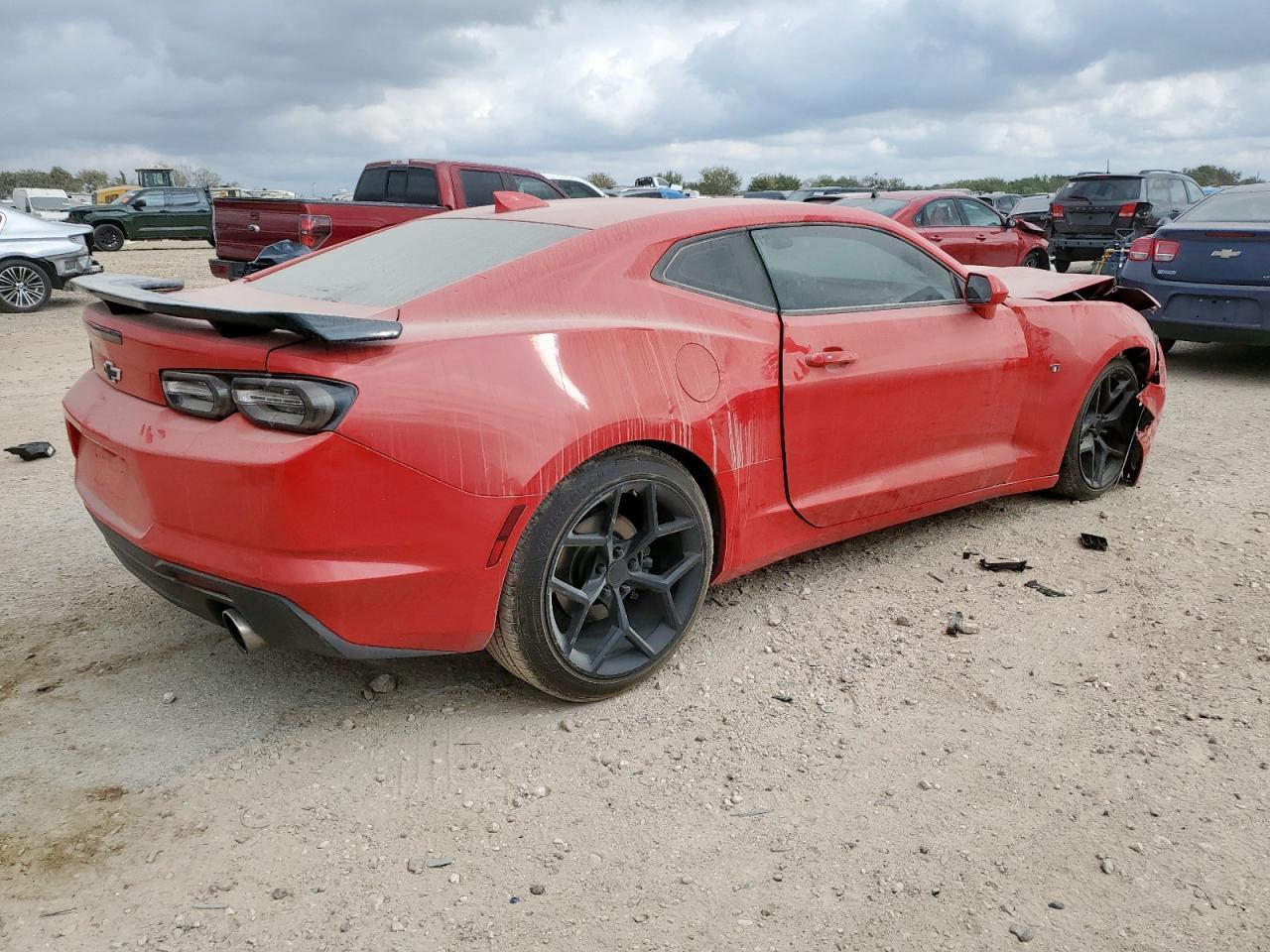2019 Chevrolet Camaro Ls - Фото 3