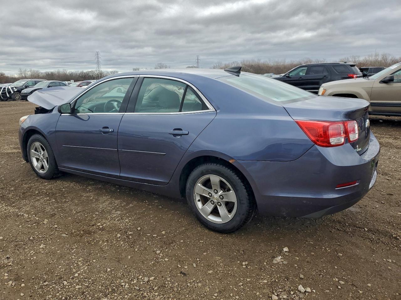 2015 Chevrolet Malibu Ls - Image 2