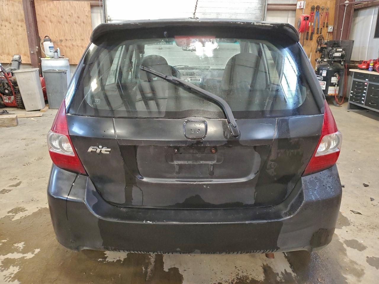 2007 Honda Fit - Image 6
