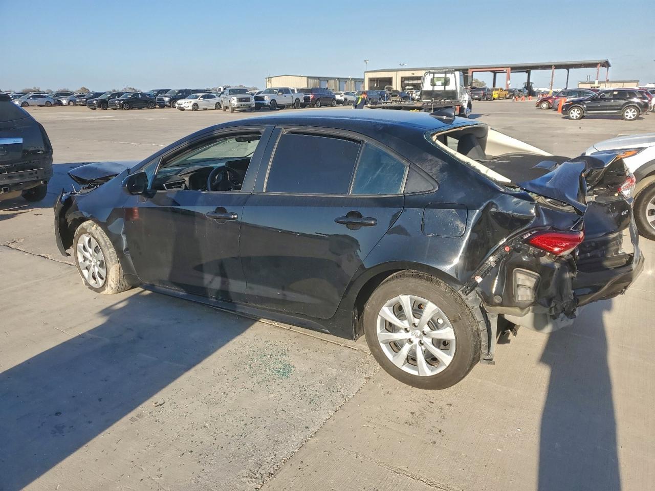 2023 Toyota Corolla Le - Image 2