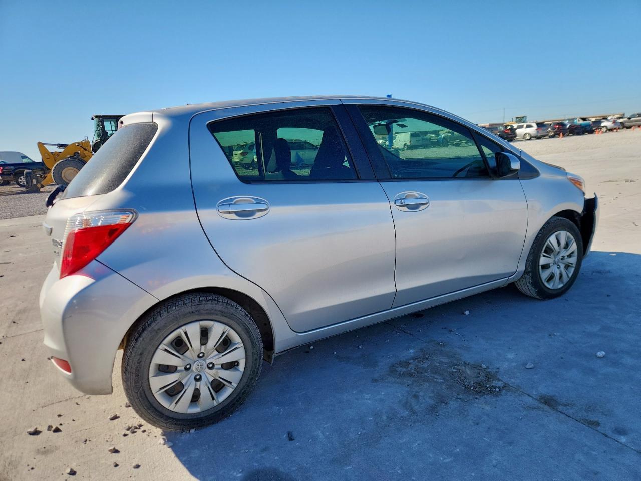 2012 Toyota Yaris - Фото 3