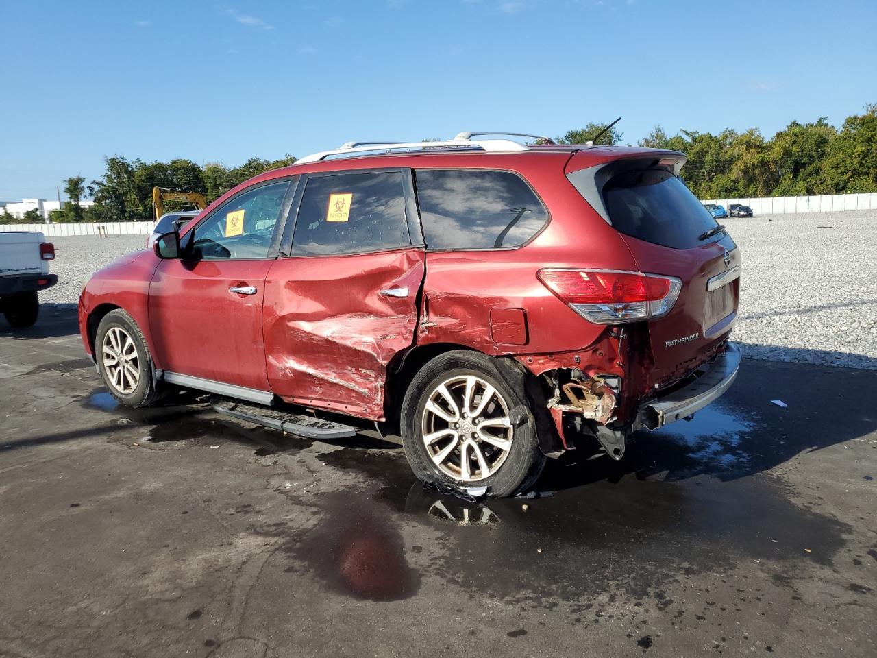 2016 Nissan Pathfinder S - Фото 2