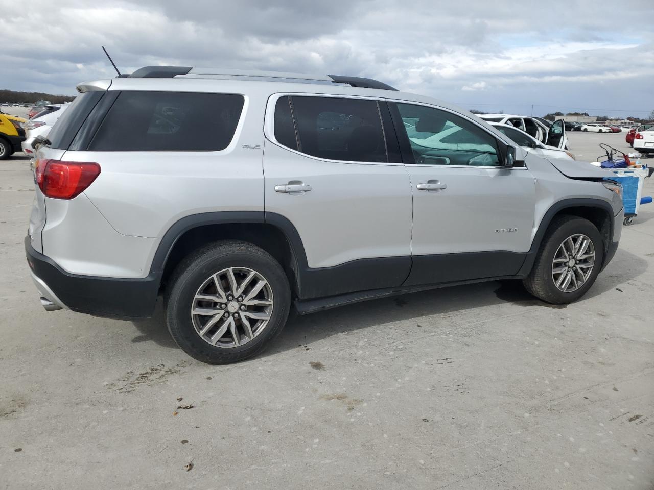 2019 GMC Acadia Sle - Фото 3