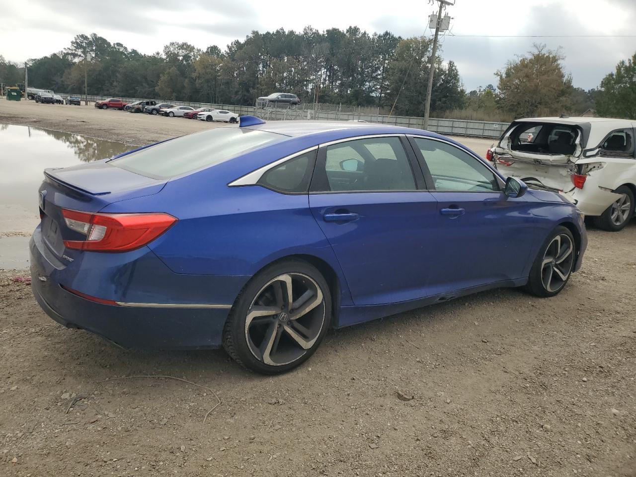 2020 Honda Accord Sport - Image 3