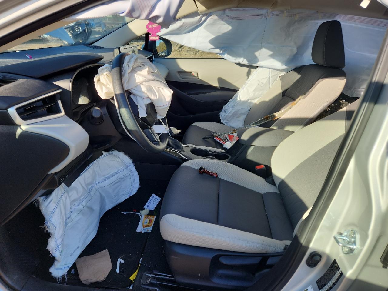 2025 Toyota Corolla Le - Image 7