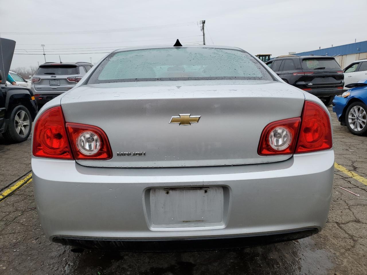2012 Chevrolet Malibu Ls - Фото 6