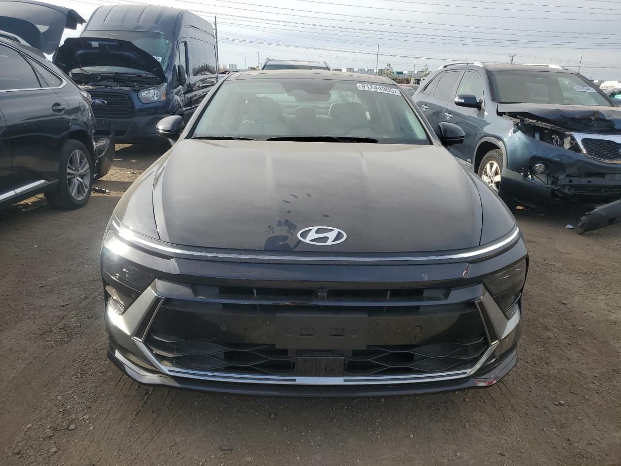 2025 Hyundai Sonata Hybrid - Image 5