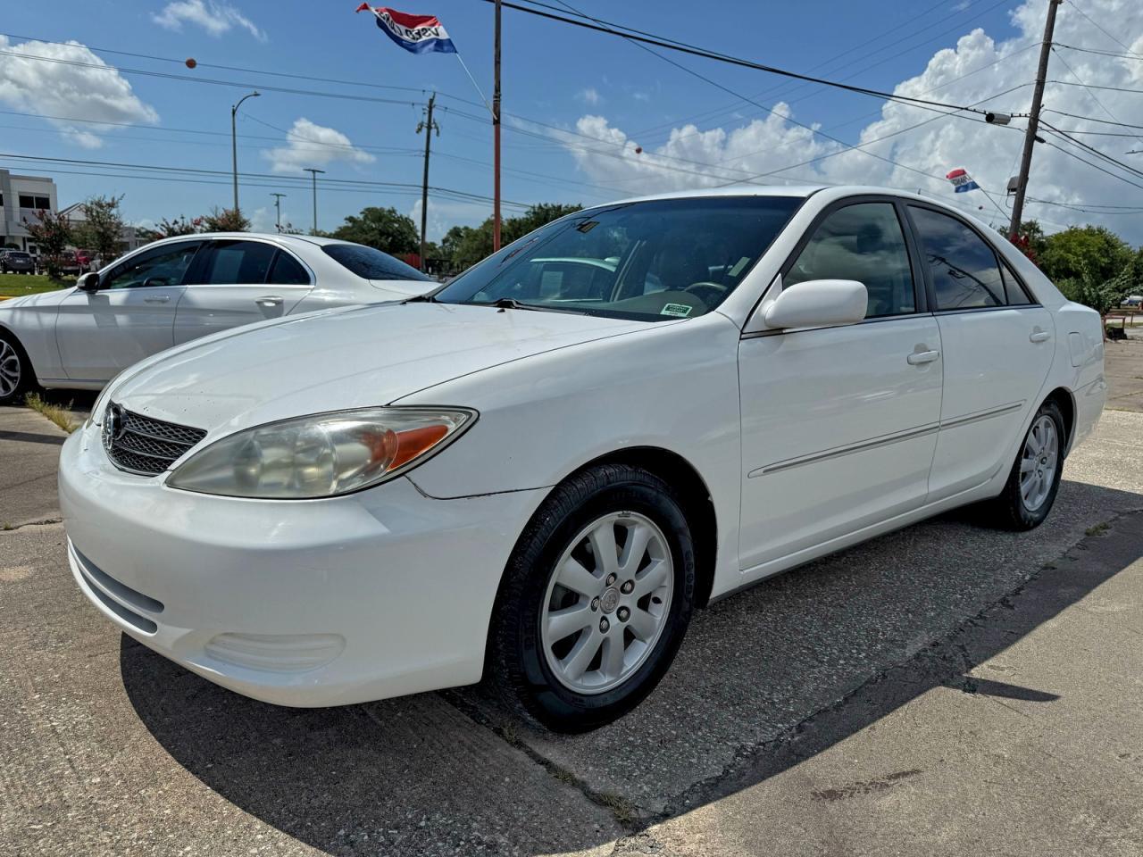 2002 Toyota Camry Le - Image 2