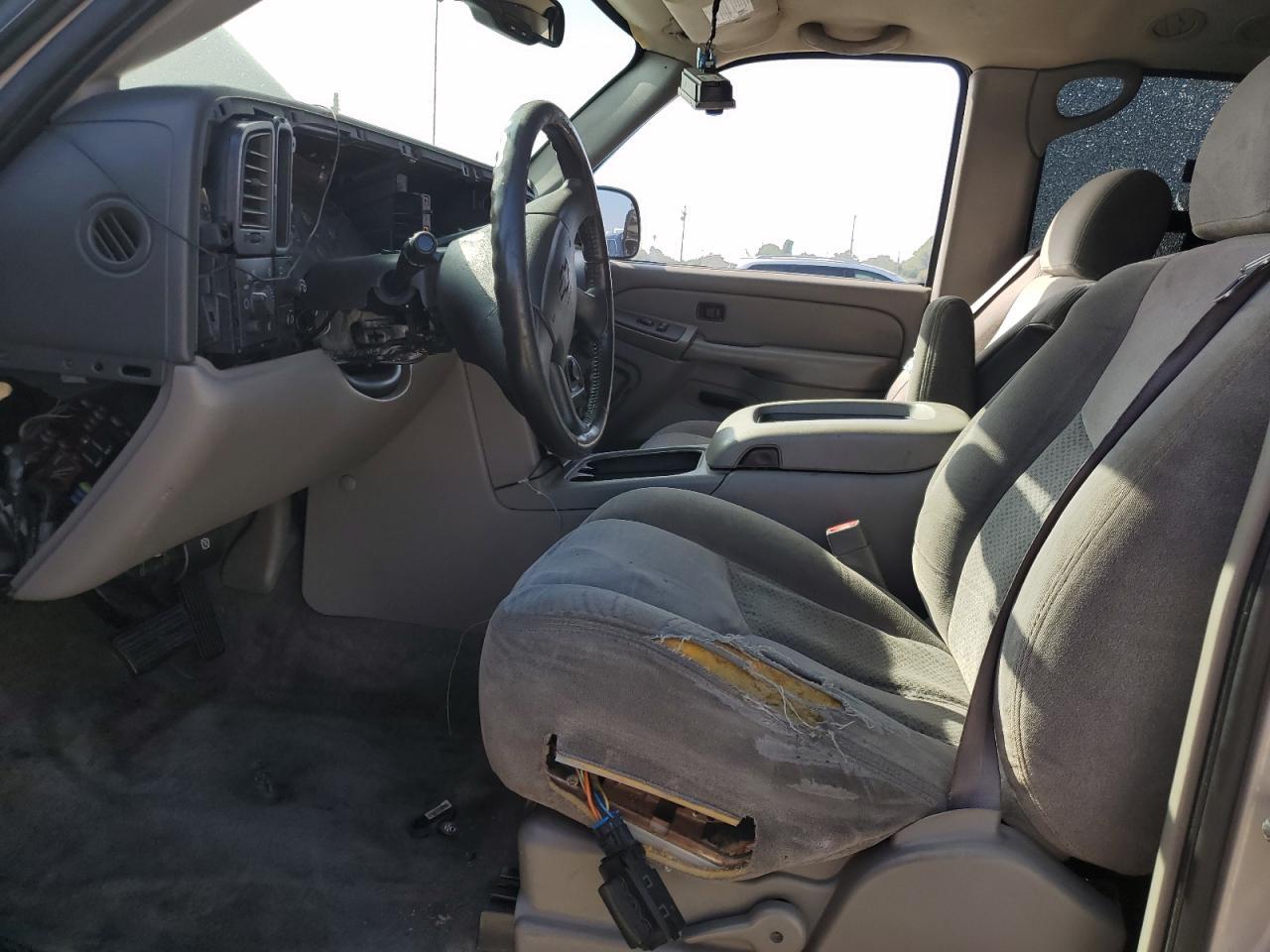 2004 Chevrolet Tahoe C1500 - Фото 7