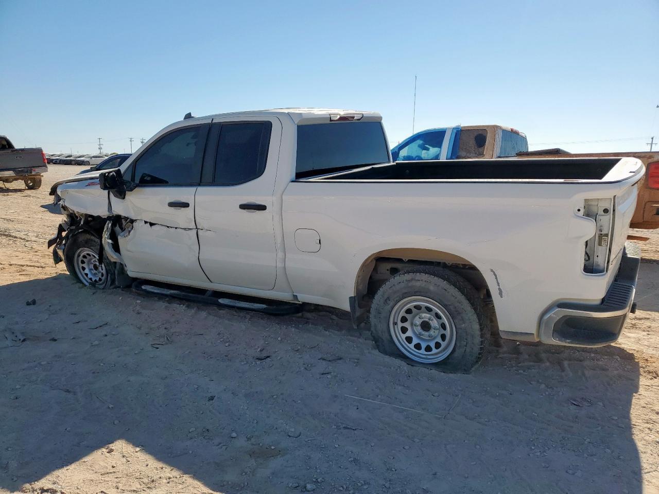 2023 Chevrolet Silverado K1500 - Image 2