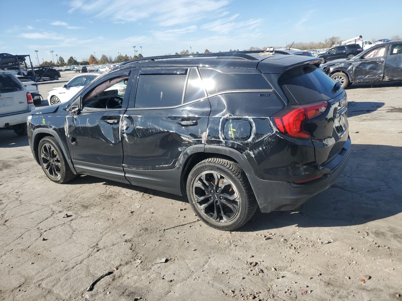 2021 GMC Terrain Slt - Фото 2