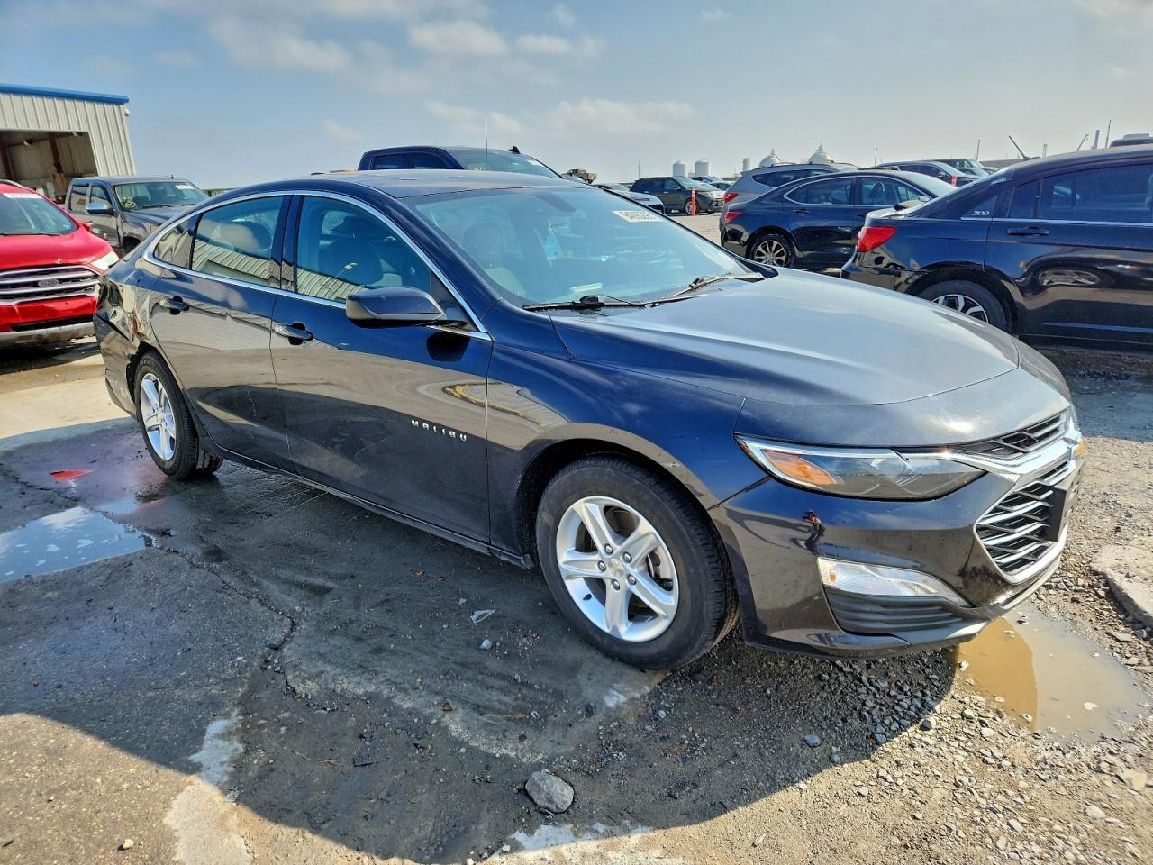 2022 Chevrolet Malibu Lt - Фото 4
