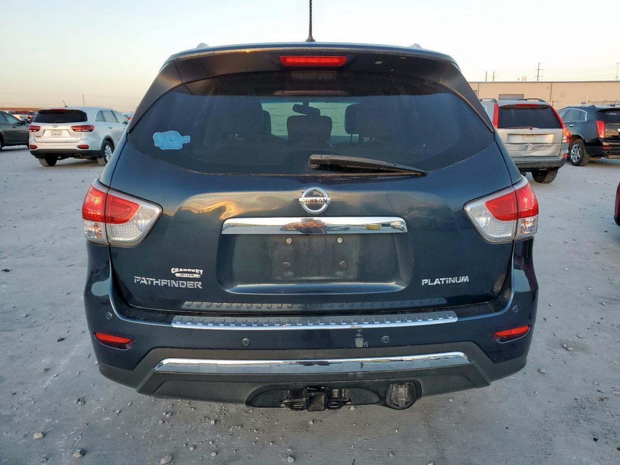 2013 Nissan Pathfinder S - Фото 6