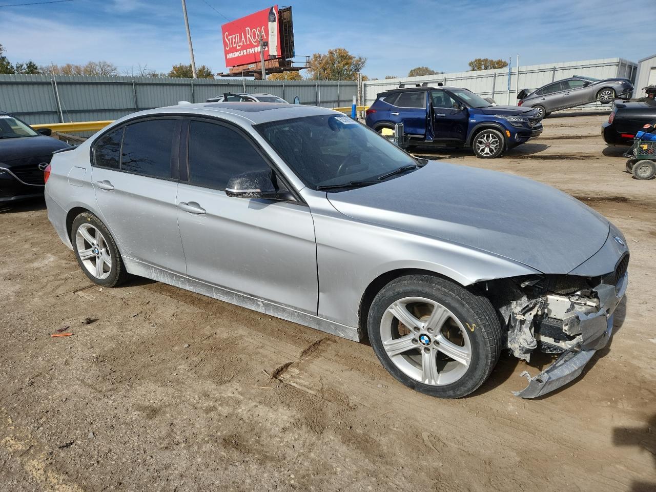 2015 BMW 328 Xi - Фото 4
