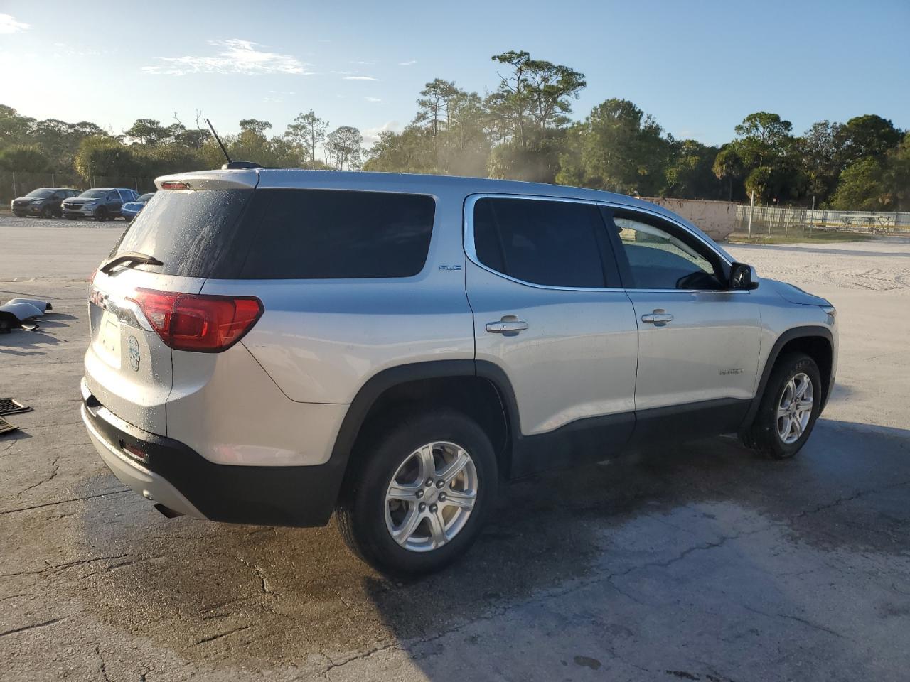 2019 GMC Acadia Sle - Фото 3
