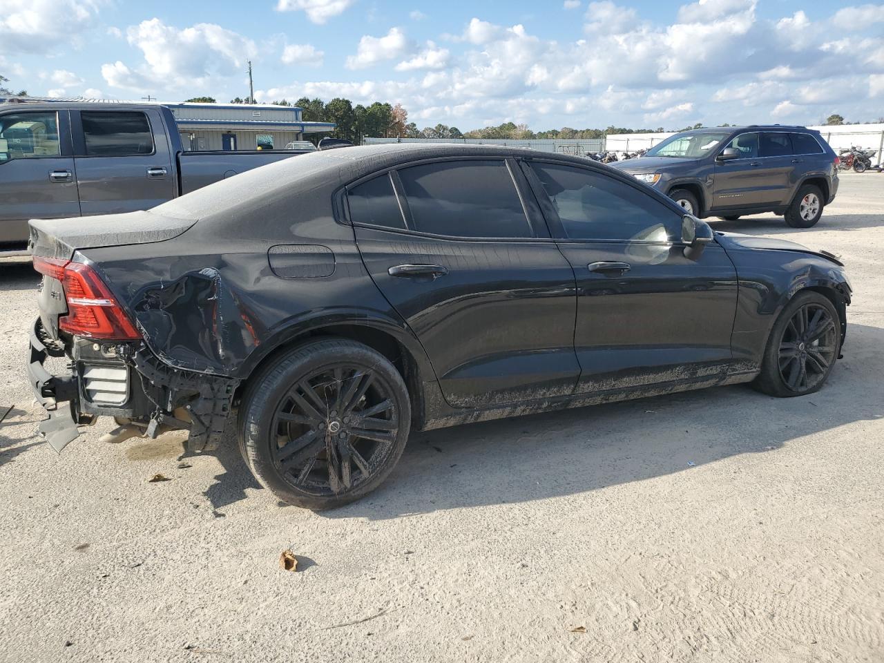 2024 Volvo S60 Plus - Фото 3