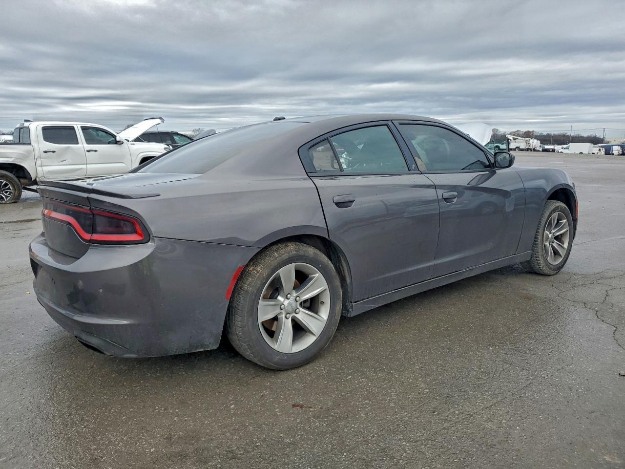 2015 Dodge Charger Se - Фото 3