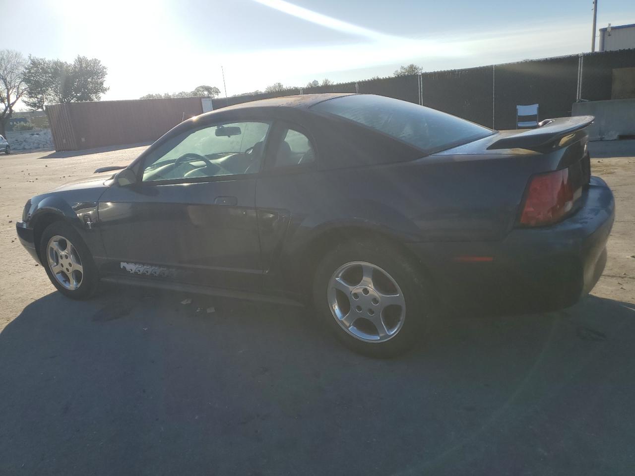 2003 Ford Mustang - Фото 2