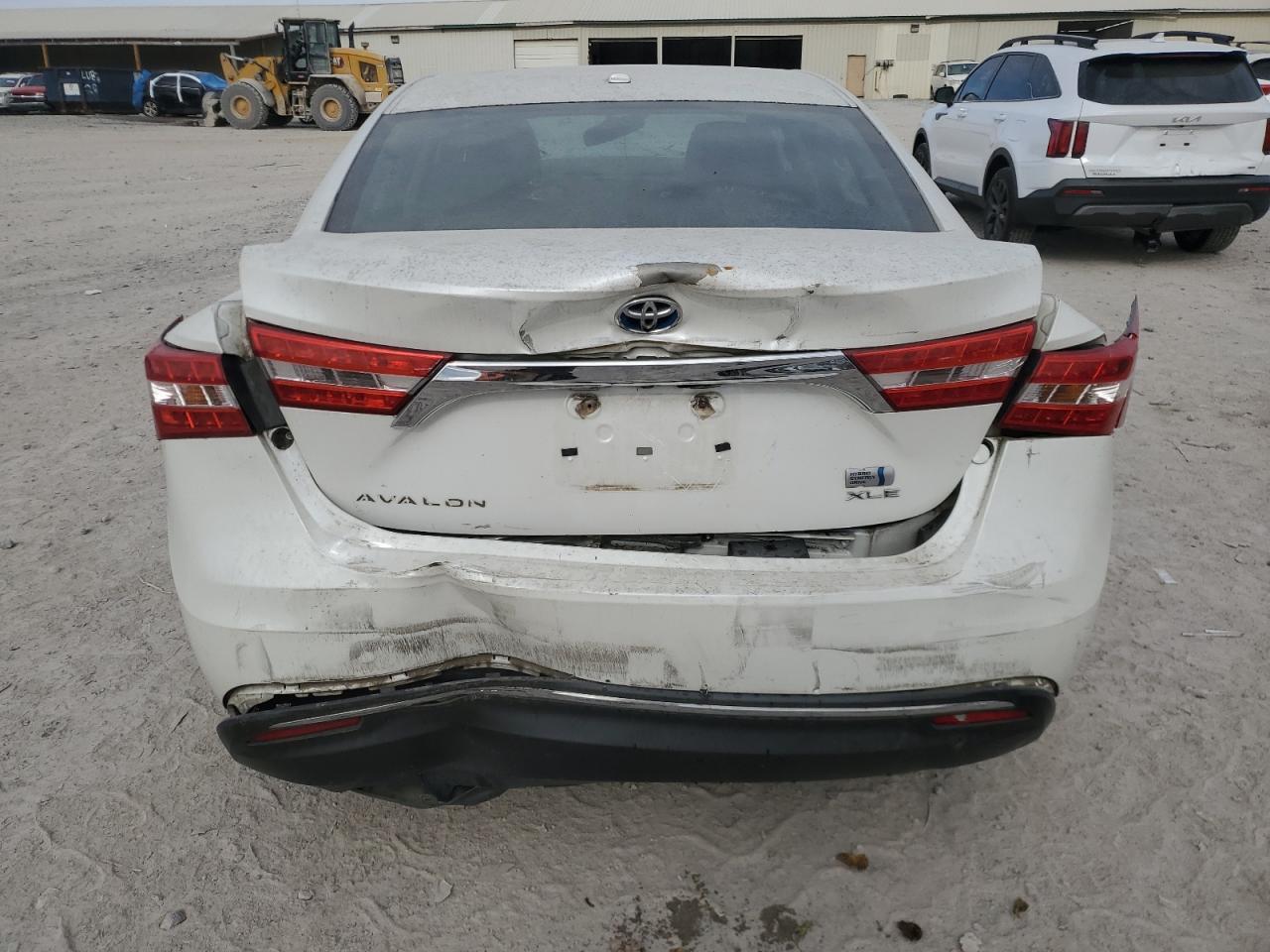 2015 Toyota Avalon Hybrid - Фото 6