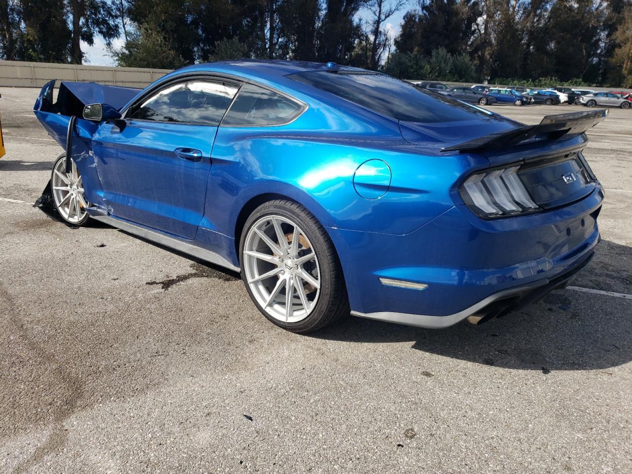 2018 Ford Mustang Gt - Фото 2