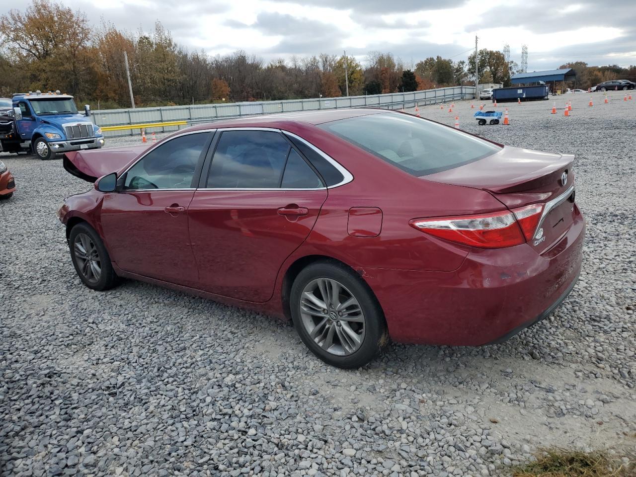 2017 Toyota Camry Le - Image 2
