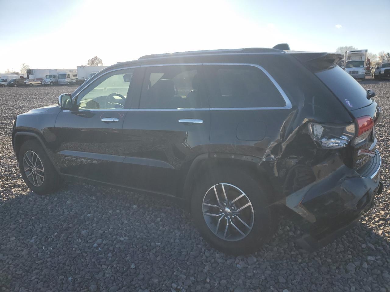 2017 Jeep Grand Cherokee Limited - Image 2