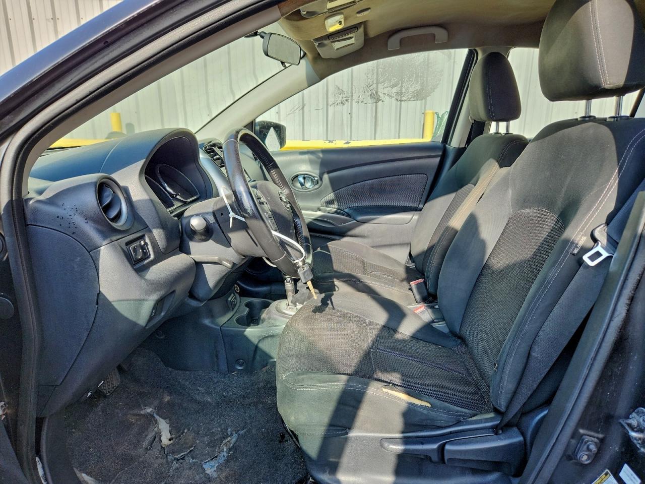 2018 Nissan Versa Sv - Image 7