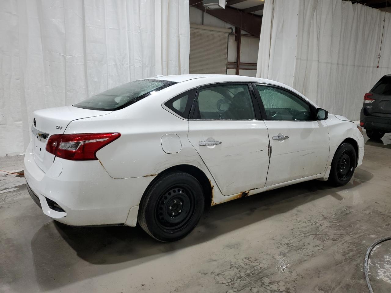 2016 Nissan Sentra S - Фото 3