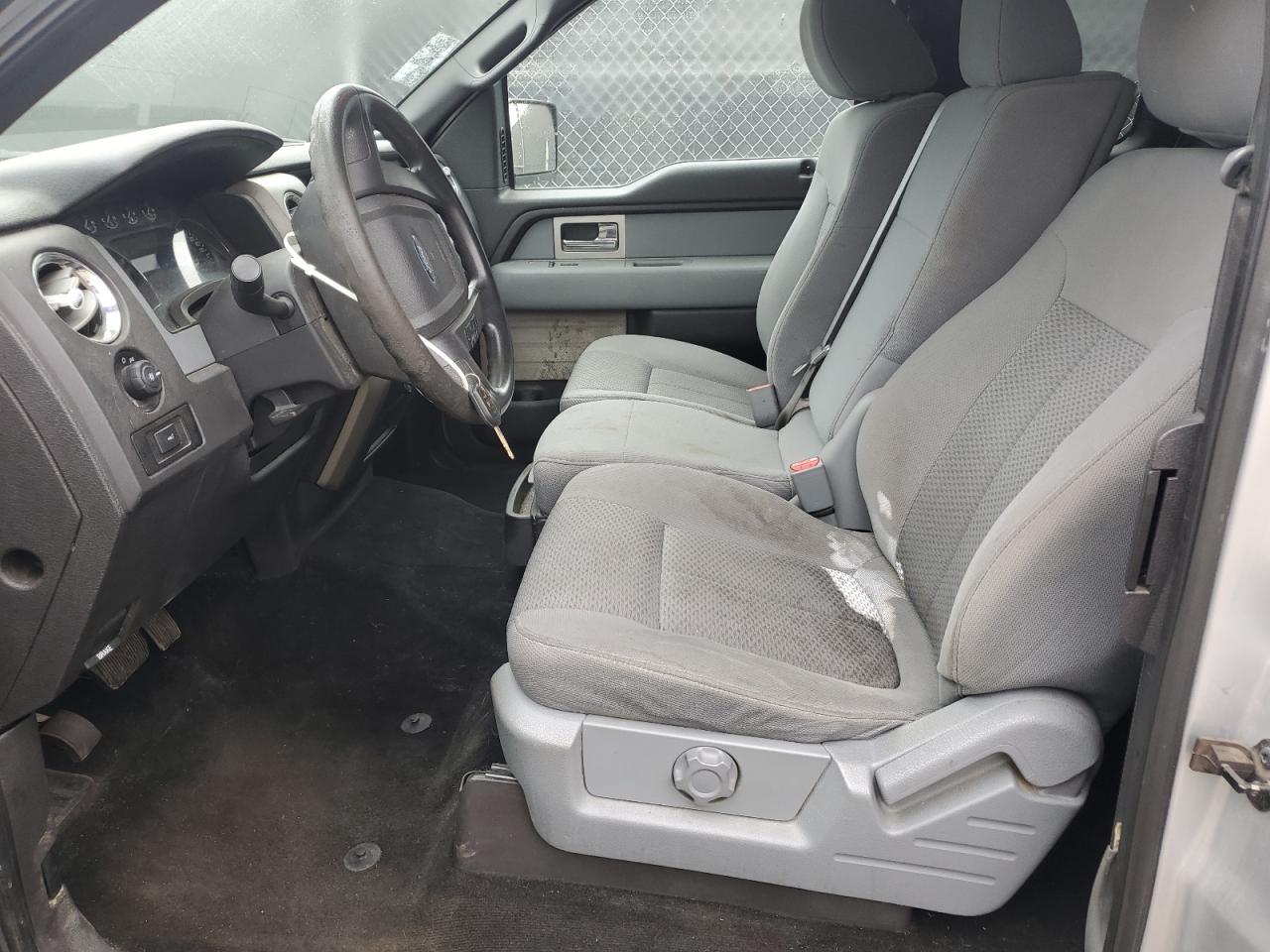 2011 Ford F150 Super Cab - Фото 7