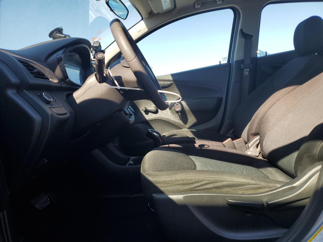 2022 Chevrolet Spark Ls - Фото 7