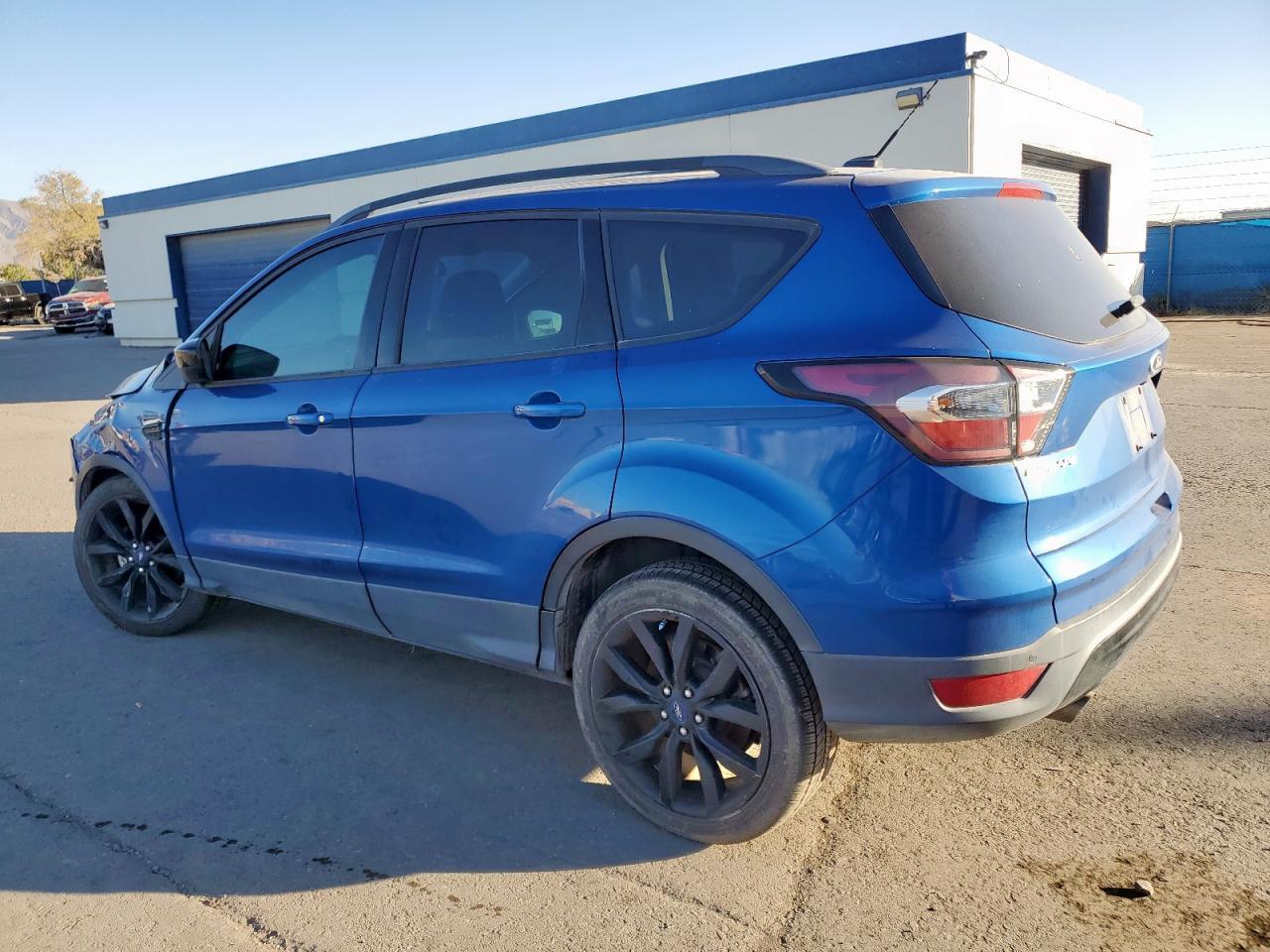 2017 Ford Escape Se - Фото 2