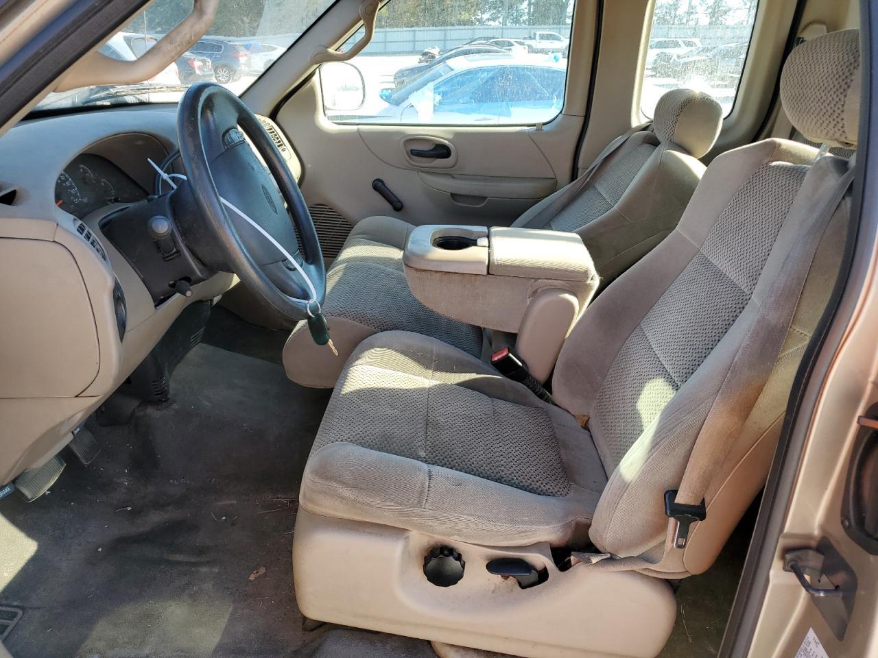 2001 Ford F150 - Image 7