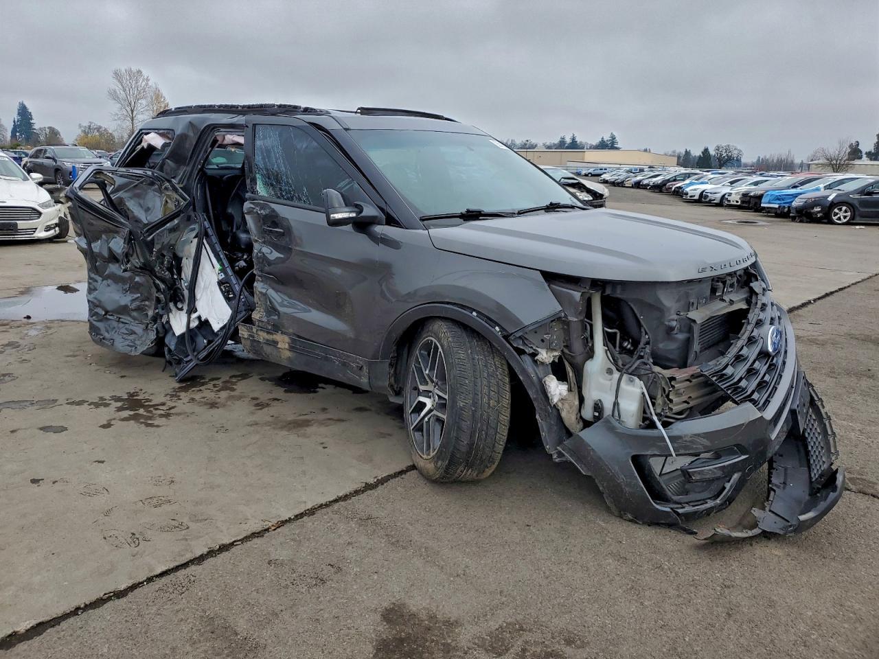2016 Ford Explorer Sport - Фото 4