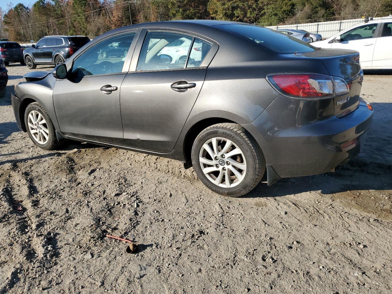 2013 Mazda 3 I - Фото 2