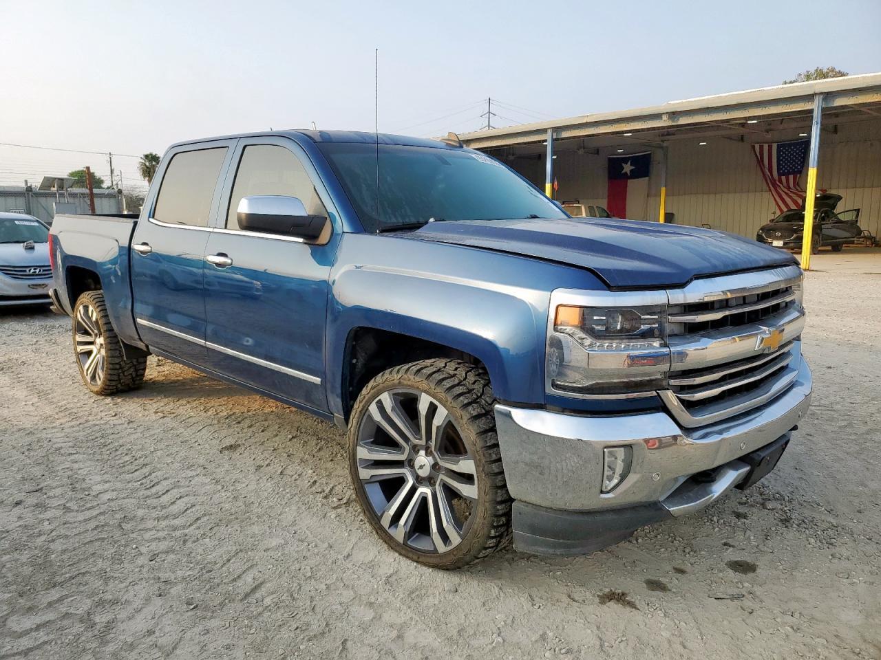 2017 Chevrolet Silverado C1500 Ltz - Image 4
