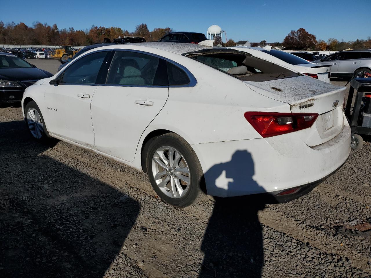 2015 Chevrolet Malibu - Image 2