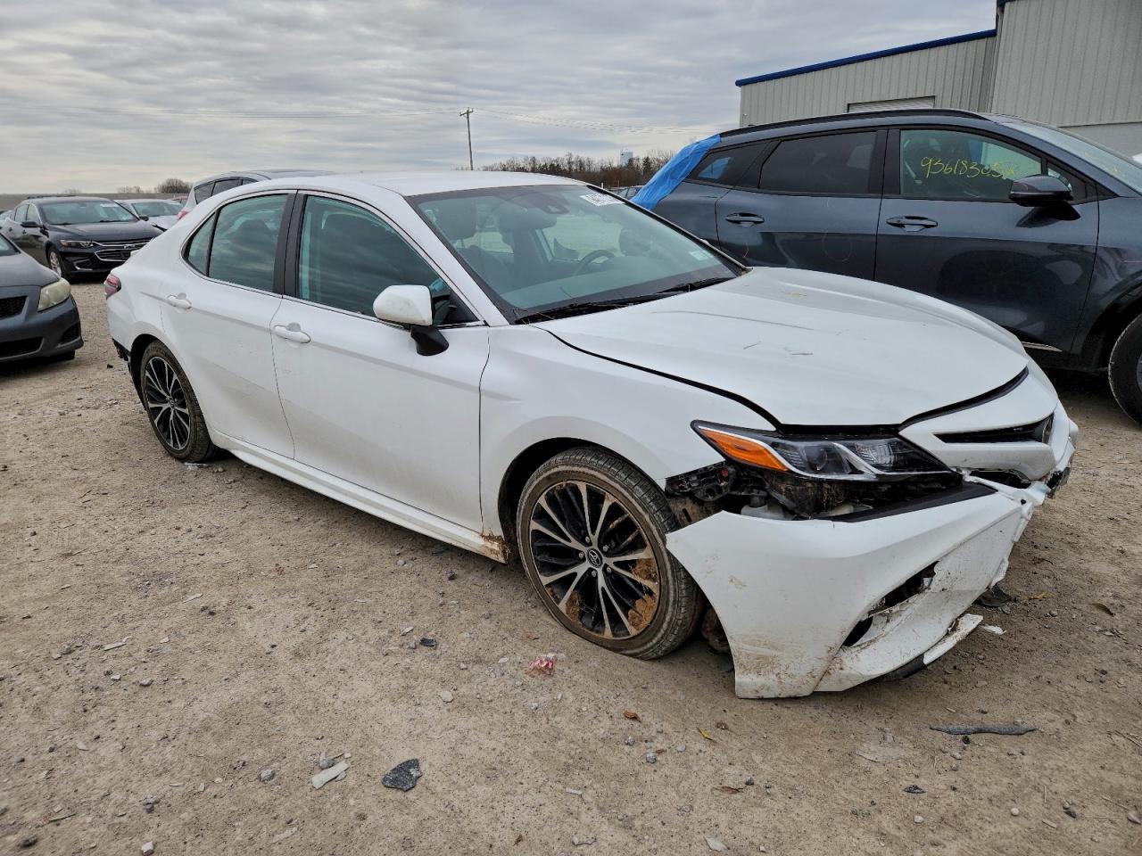 2019 Toyota Camry Se - Image 4