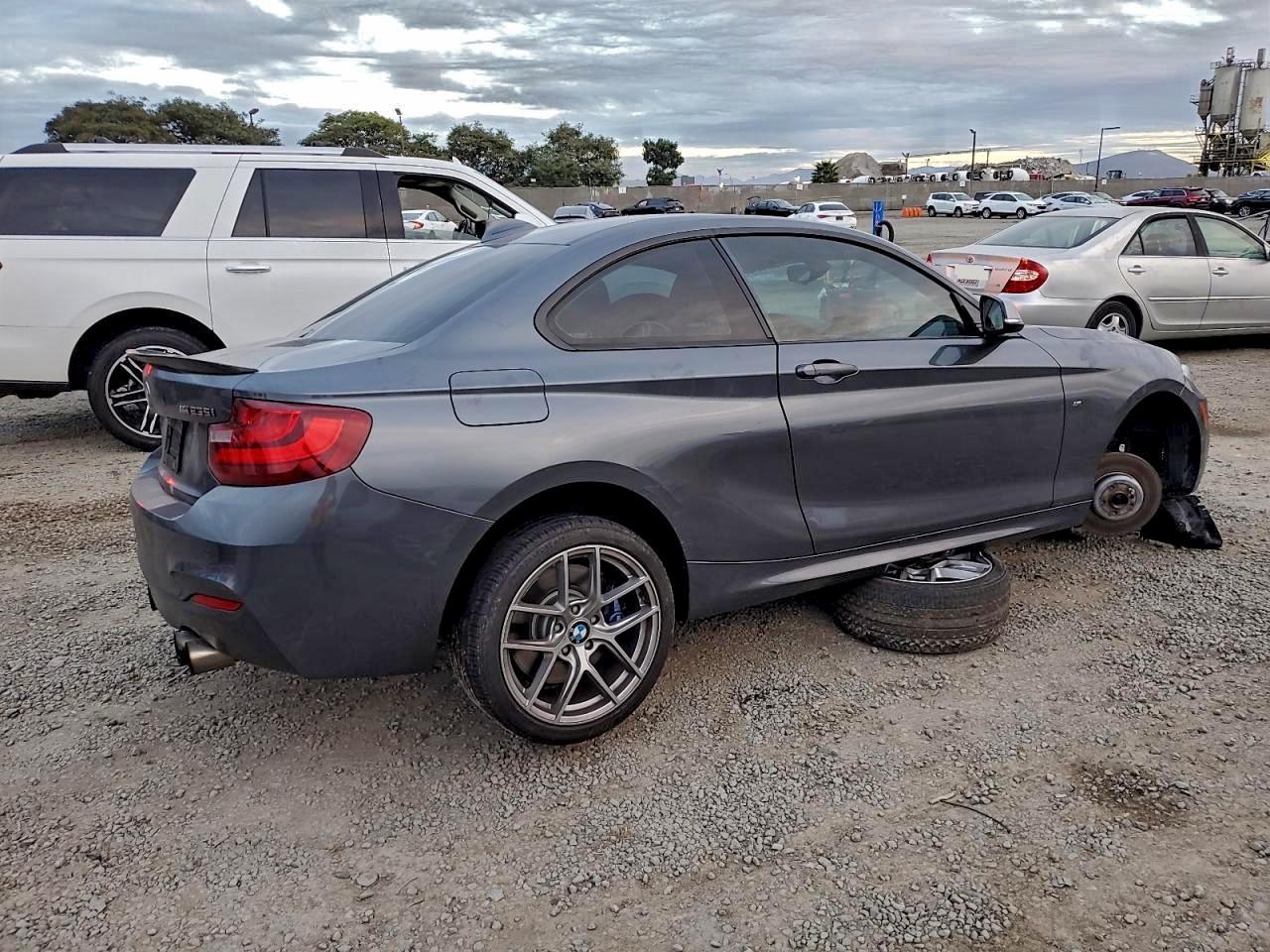 2014 BMW M235I - Фото 3