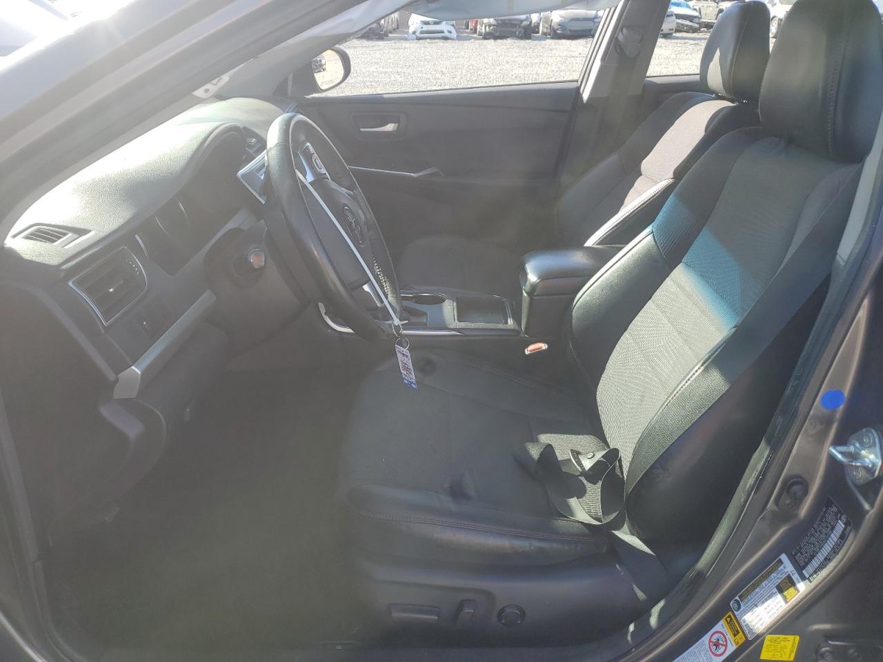 2016 Toyota Camry Le - Фото 7