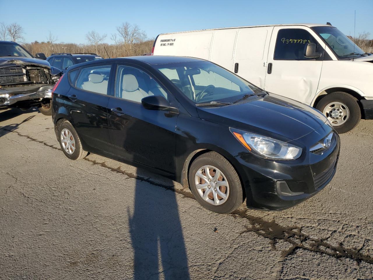 2013 Hyundai Accent Gls - Фото 4