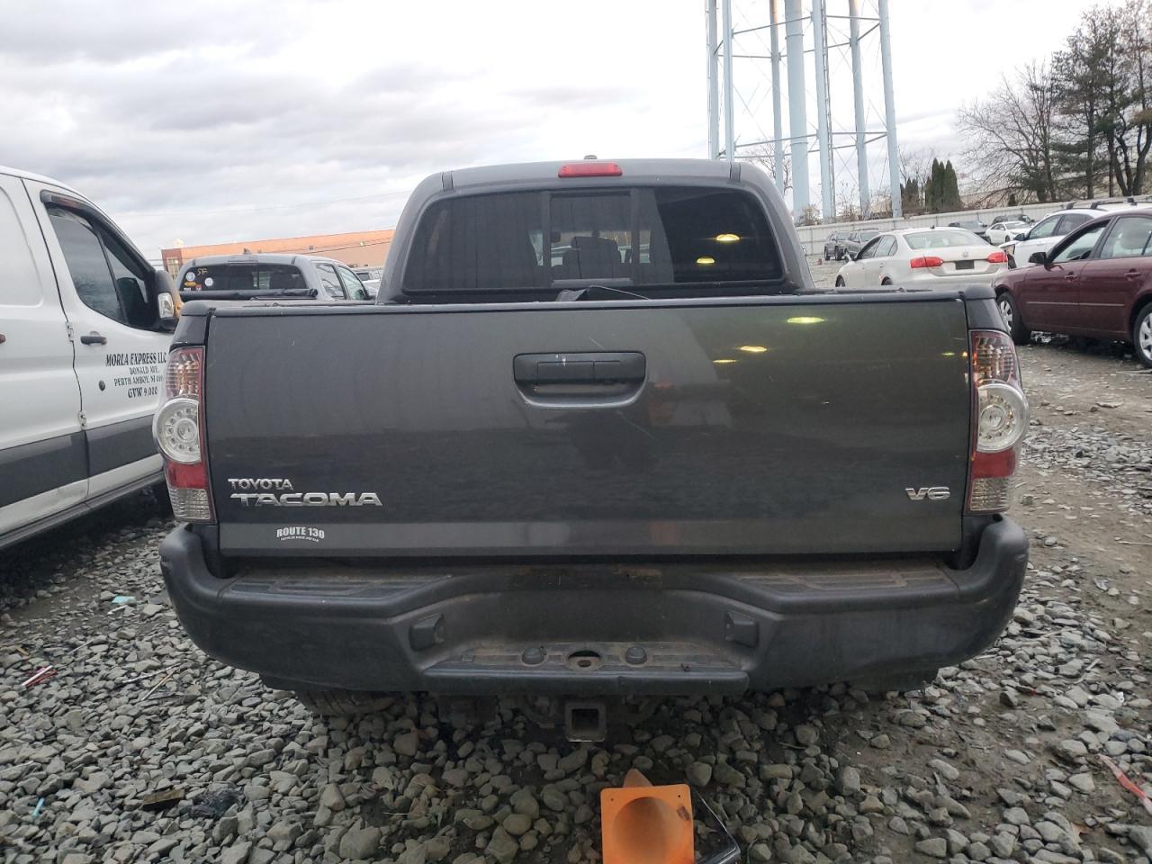 2011 Toyota Tacoma Double Cab - Фото 6