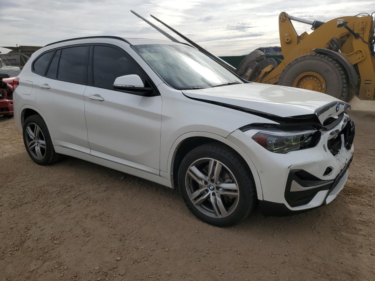 2020 BMW X1 xDrive28I - Фото 4