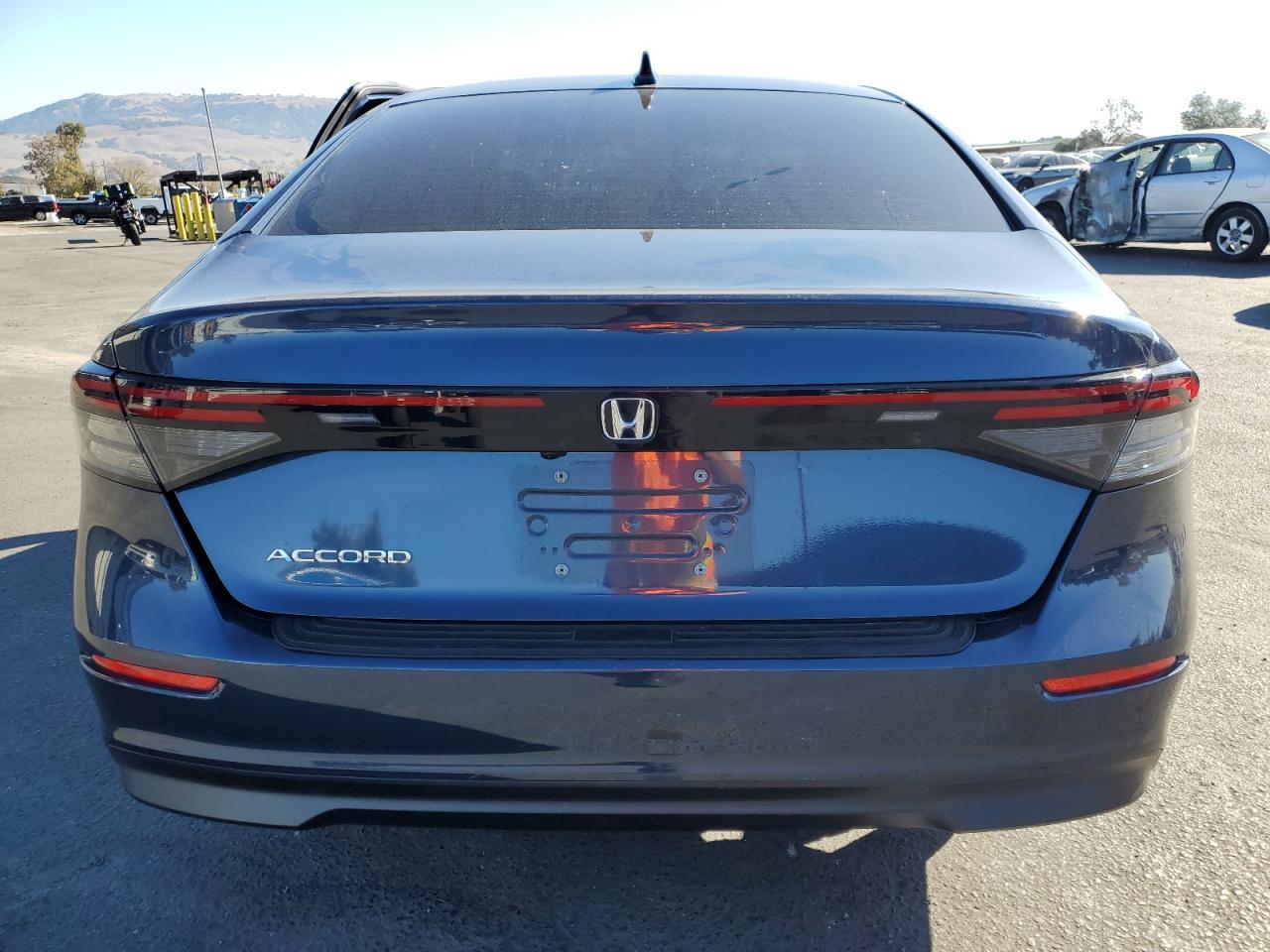 2023 Honda Accord Ex - Фото 6