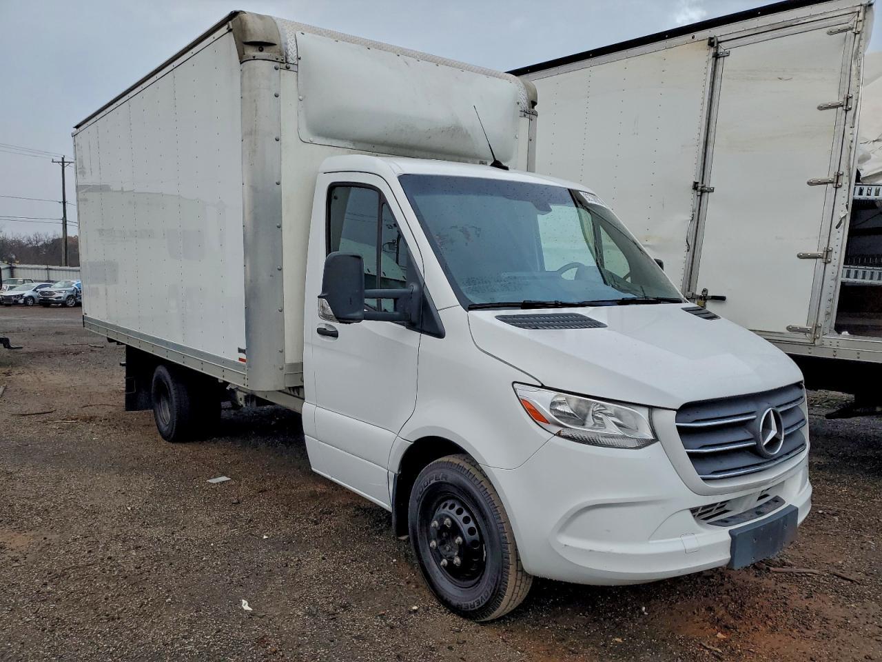 2023 Mercedes Benz Sprinter 4500 Box Truck - Фото 4
