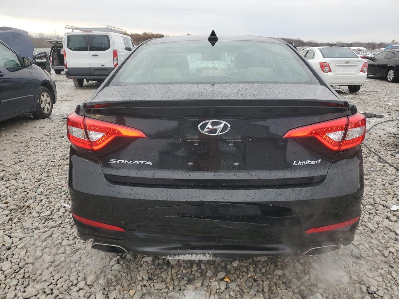 2017 Hyundai Sonata Limited - Image 6