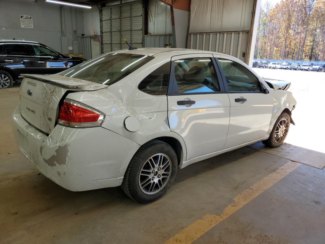 2011 Ford Focus Se - Image 3