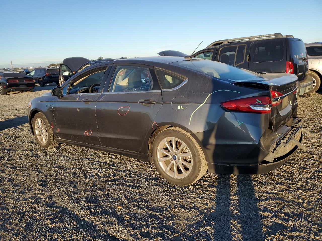 2017 Ford Fusion Se - Фото 2