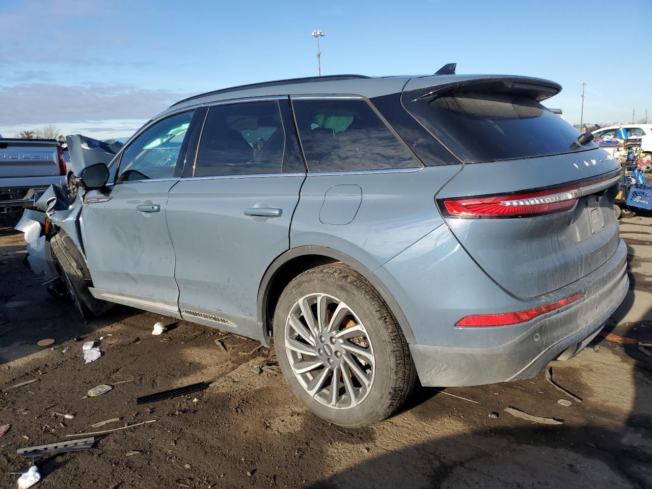 2025 Lincoln Corsair Reserve - Фото 2