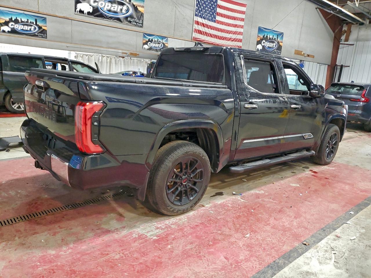 2023 Toyota Tundra Crewmax Platinum - Фото 3